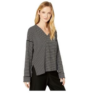 EILEEN FISHER -Fine Organic Cotton Silk V-Neck Top